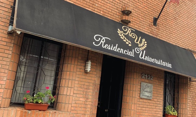 Las Rejas Hotel | Residencial Universitaria