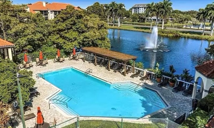 Feather Sound Condominio | Resort Living - 3 BR escape in Clearwater/St Pete with all the amenities!