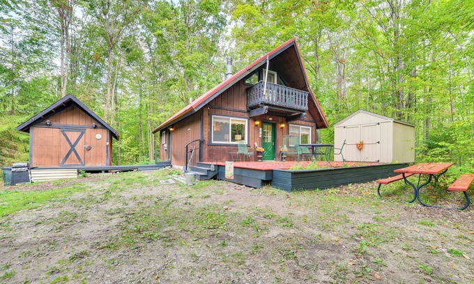 Elmira Cabina | Resort-Style Perks - Cabin in Lakes of the North!