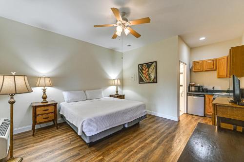 Naples Apartamento | Resort-Style Studio 15 Mi to Everglades NP