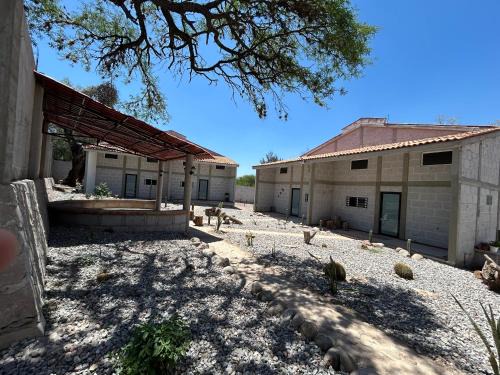 Colón Cabina | Restaurante y Cabañas Cané