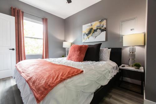 University Heights Apartamento | Restaurants-fast-wifi-ac-park-professionals