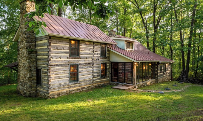 Afton Cabina | Restaurada Cabina Doble sesión en 400 Montaña Acres