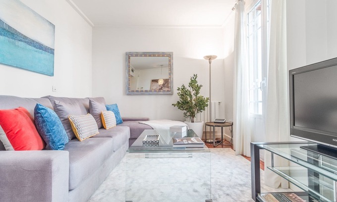 Ibiza Apartamento | RETIRO VI - Dos Habitaciones Piso, Capacidad 4