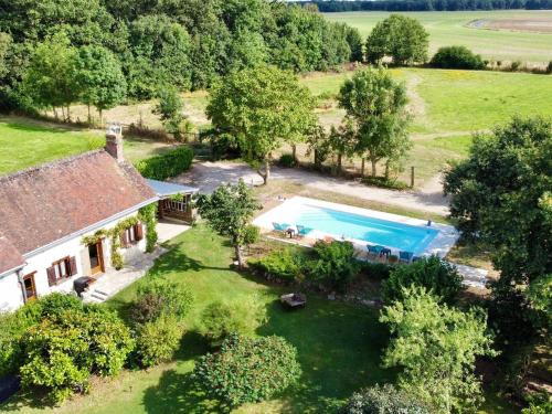 Chateaudun Casa | Retraite Champêtre avec Jardin, Piscine et Proximité Château à Châteaudun - FR-1-581-134