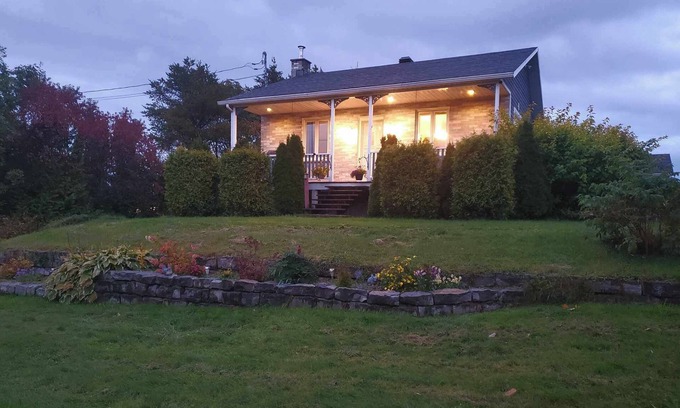 Saint-Tite-des-Caps Casa | Retraite en Pleine Nature. Animaux Acceptés