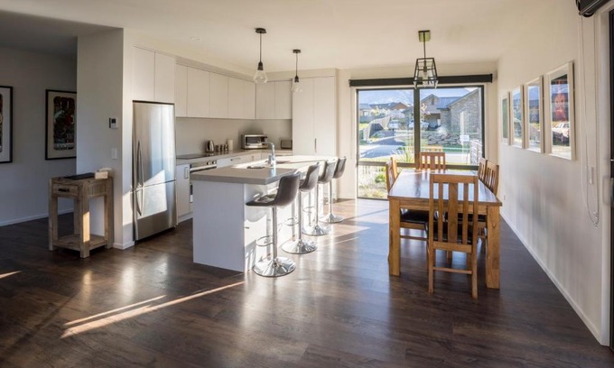 Wanaka Casa | Retreat for all seasons