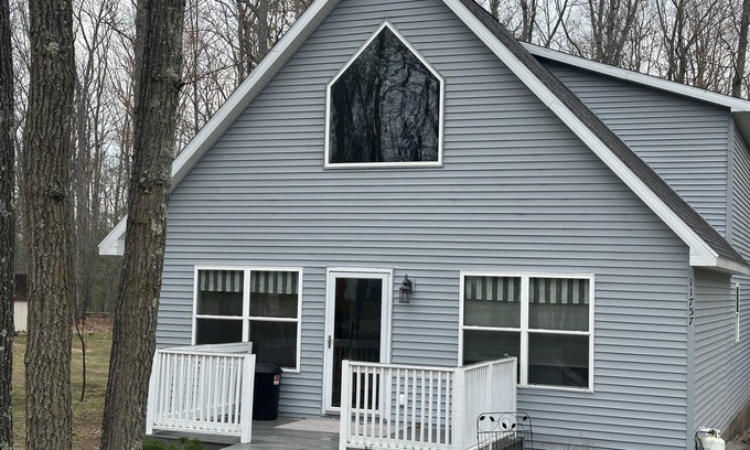 Higgins Lake Casa | Retreat Great for LG groups-Families Summer Fun Getaway. Come make memories