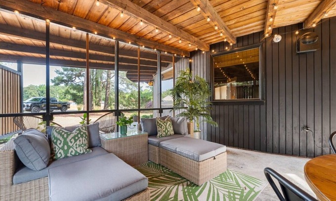 Mount Holly Casa | Retro Retreat w/ Beaches, Pool + Tennis + Firepit