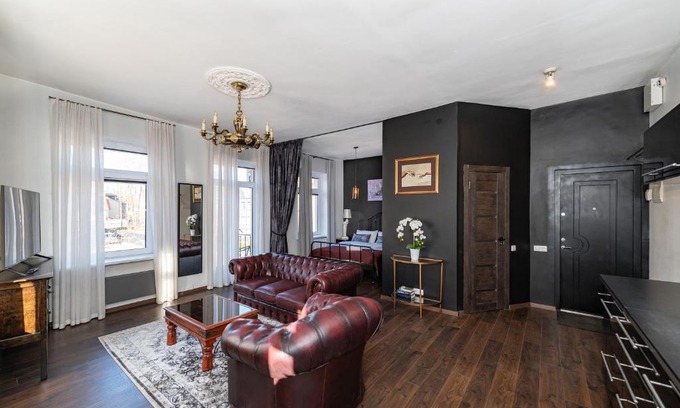 Old Town Apartamento | Retro Studio Old Town Apartment by Domvia