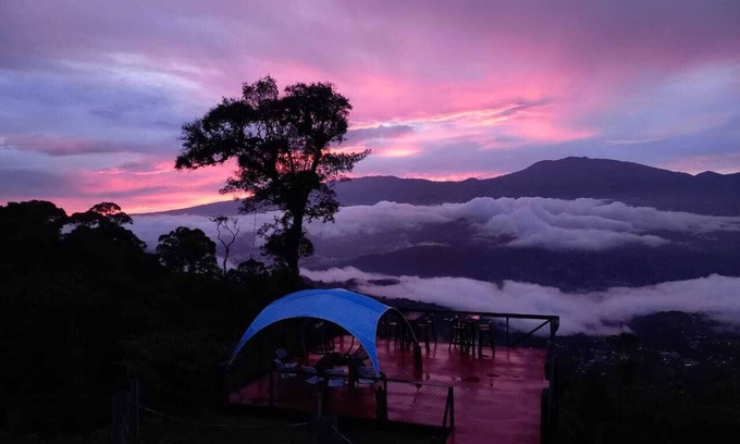 Pavones Cabina | Reventazon River Mountain Lodge