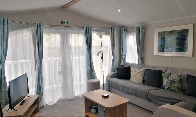 St Leonards-On-Sea Apartamento | Rhodown - sun on the terrace all round