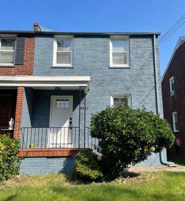 North Michigan Park Casa | Riggs Park Treasure