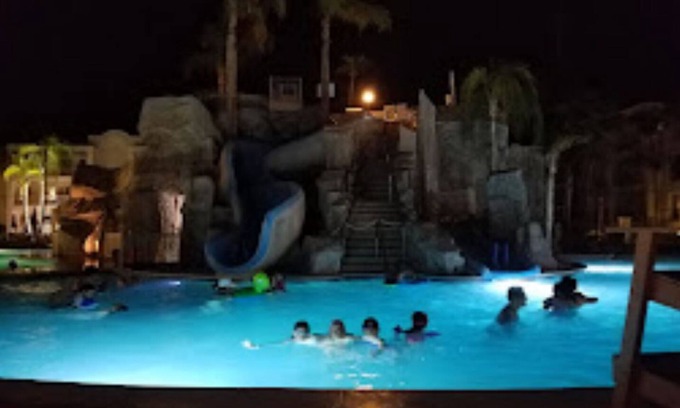 Palm Springs Complejo | Ring in the New Years in Fabulous Palm Springs