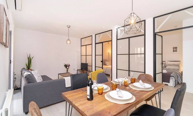 Embajadores Apartamento | Risueño Apartamento cerca de Sol/Calle Encomienda