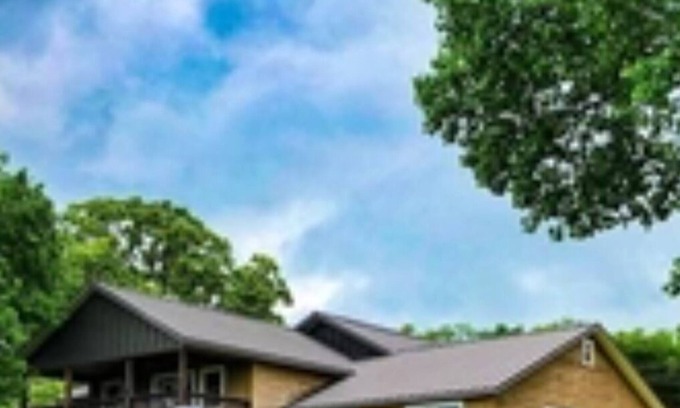 Berryville Casa | River Access Country Home with Great Views and Sunsets