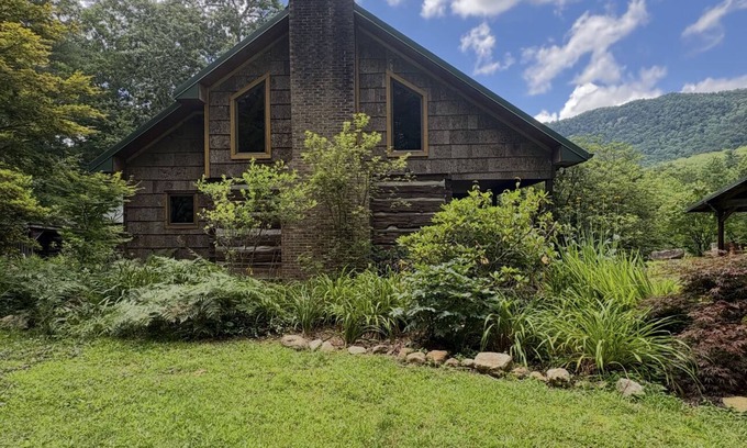 Marietta Cabina | River falls cabin sleeps 6
