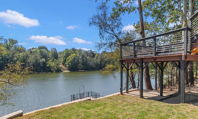 Tuscaloosa Casa | River House at Pecan Orchard | Black Warrior River