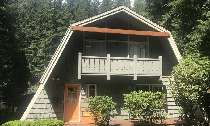 Riverbend Chalet De Esquí | River's Edge Chalet! ¡Mira Águilas, Esquí, Kayak, Caminata, Compra!