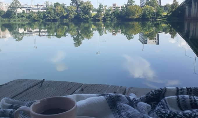 West End Apartamento | River View Retreat- So Cute, So Cozy- Short Walk to SRP Park & Downtown Augusta