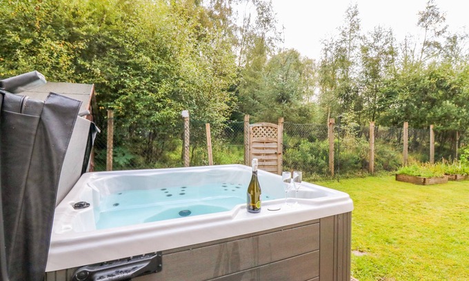 Roybridge Casa | Riverbank House