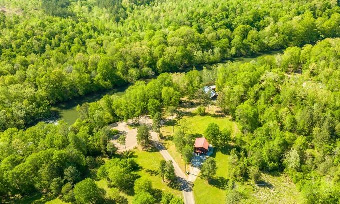 Murfreesboro Cabina | Riverfront Cabin on the Little Missouri 3 bed, 3 bath