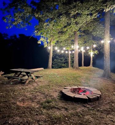 Caplinger Mills Casa | Riverfront Getaway Cabin #4 - Sleeps 5