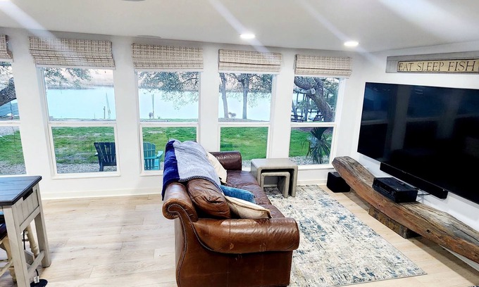Carrabelle Casa | Riverfront Retreat- Fishing Dock, Screen Porch, Shaded Lawn, Adirondack Chairs