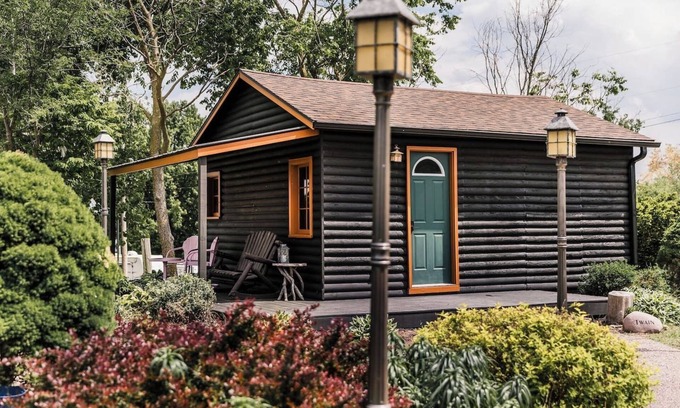 Bellevue Cabina | Riverview cabin w/pickleball court