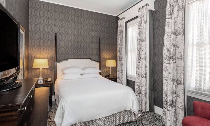 Historic District Hotel | Robert Johnson Queen at Historic Inns of Annapolis