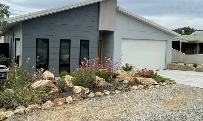 Eildon Casa | Robins on High