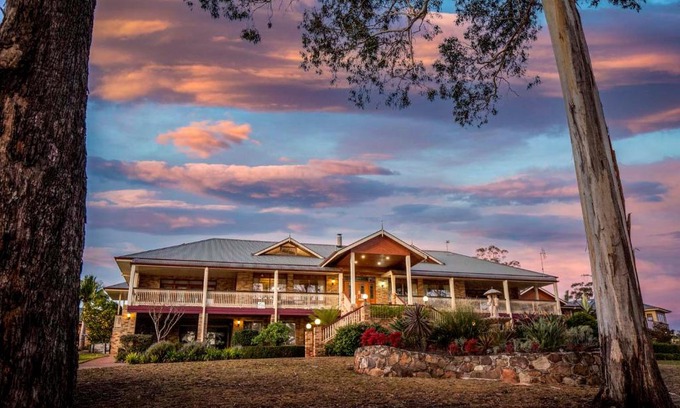 Merimbula Casa | Robyn's Nest Lakeside Resort