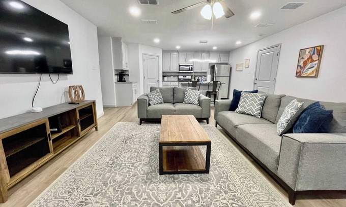 North by Northwest Casa | Rock Ridge Retreat - 3BR 2BA - New Construction