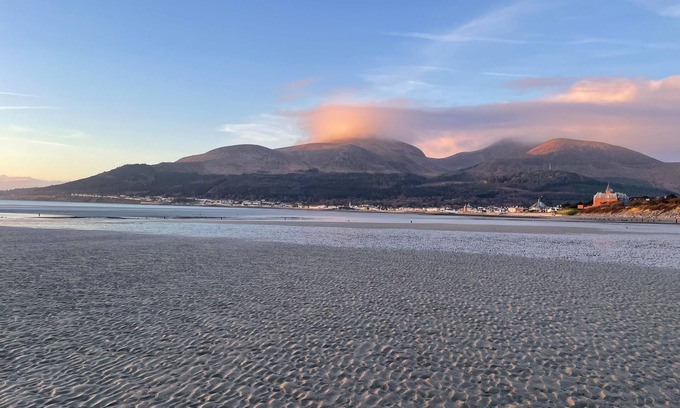 Newcastle Cabaña | Rocklea Seaside Cottage