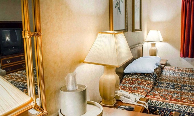 Dillsburg Hotel | Rodeway Inn Dillsburg