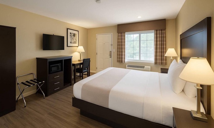 El Cajon Hotel | Rodeway Inn El Cajon - San Diego East