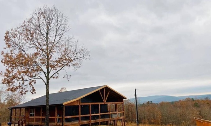Octavia Cabina | Rok Creek Cabin