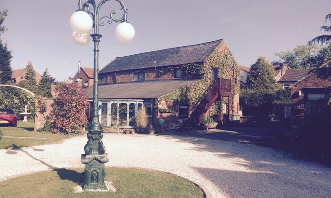 Pontefract Casa | RolandsCroft Guest House