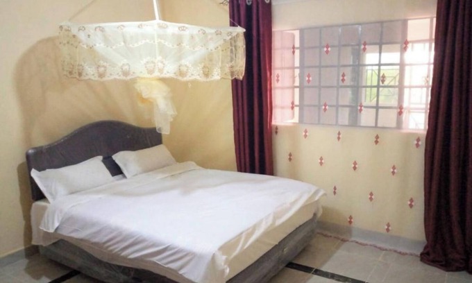 Shanzu Casa | Roma Stays- Stylish modern two/one bedroom in Busia near Weighbridge