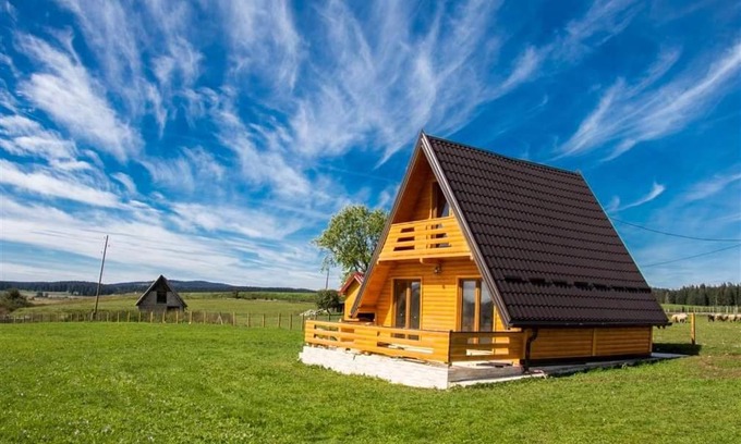 Sokolac Casa | ROMANIJA - Brvnara za odmor