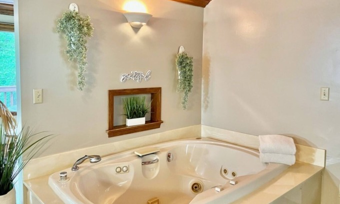 Berlin Apartamento | Romantic Bridal Suite Rentals - Bridal Suite 2