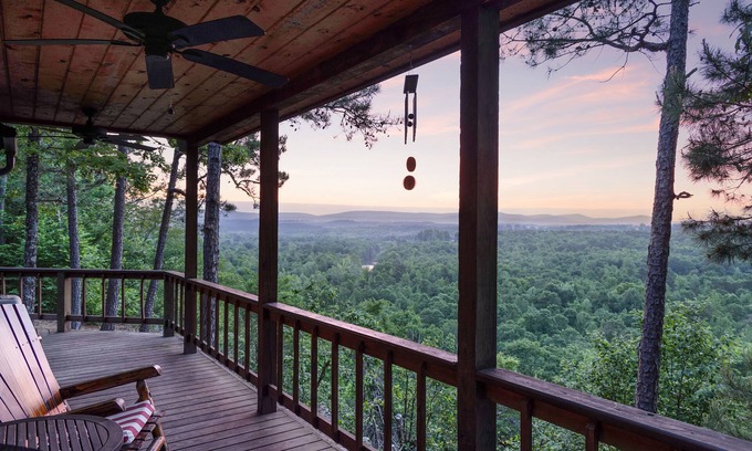 Octavia Cabina | Cabina de parejas románticas! Disfrute de las impresionantes vistas del amanecer y del aislamiento silencioso.