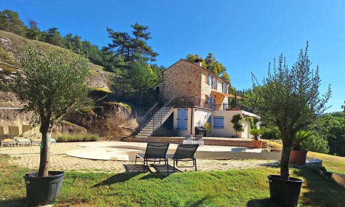 Saint-Pierre Casa | Romantic-Louveteaux-en-Provence*