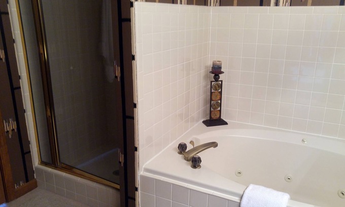 Pinetop Villa | Romántica villa de lujo en Quality Hill Resort adyacente a Pinetop Lakes Golfclub