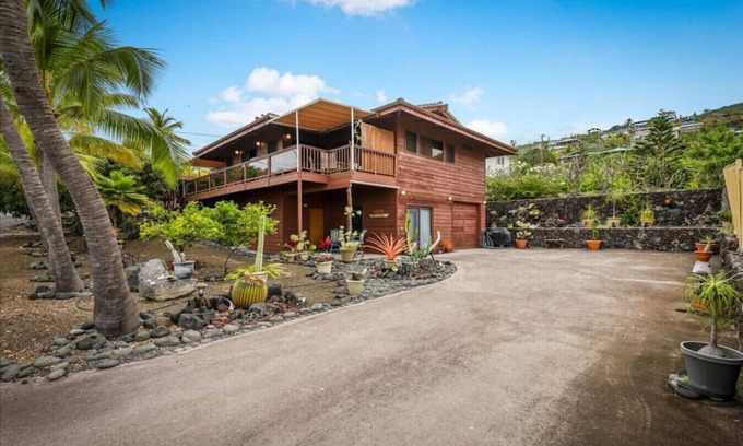 Kona Paradise Apartamento | Romantic Tropical Retreat, 150 yds from the Ocean!