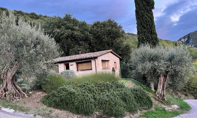 Collesanto Cabaña | Romantic Umbrian Cottage