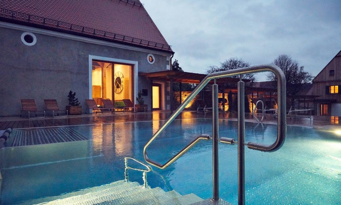 Neuburg Hotel | Romantik Hotel Zum Klosterbräu