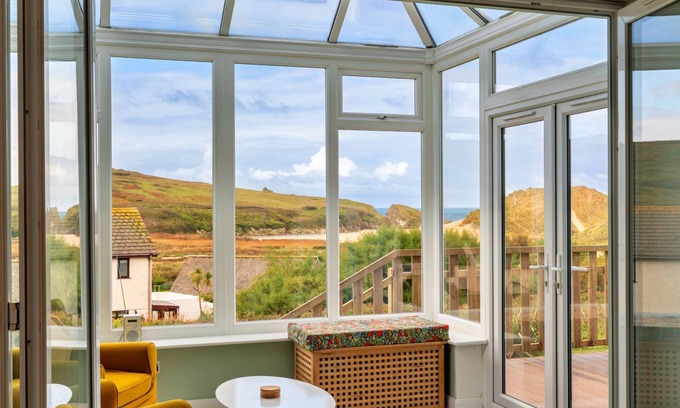 Holywell Casa | Romany Rye by Interhome