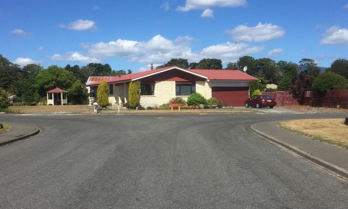 Tuatapere Cama Y Desayuno | Ron and Tony's Bed & Breakfast