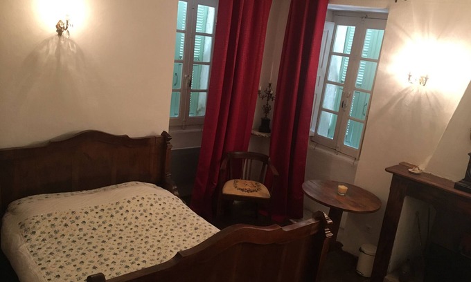 Pietra-di-Verde Casa | Habitación A Casa De Giovanni en Pietra Di Verde